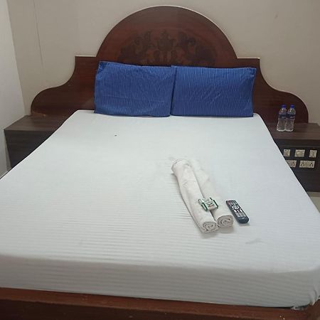 Sree Balaji Hotel - Lodge Kanyakumari Buitenkant foto